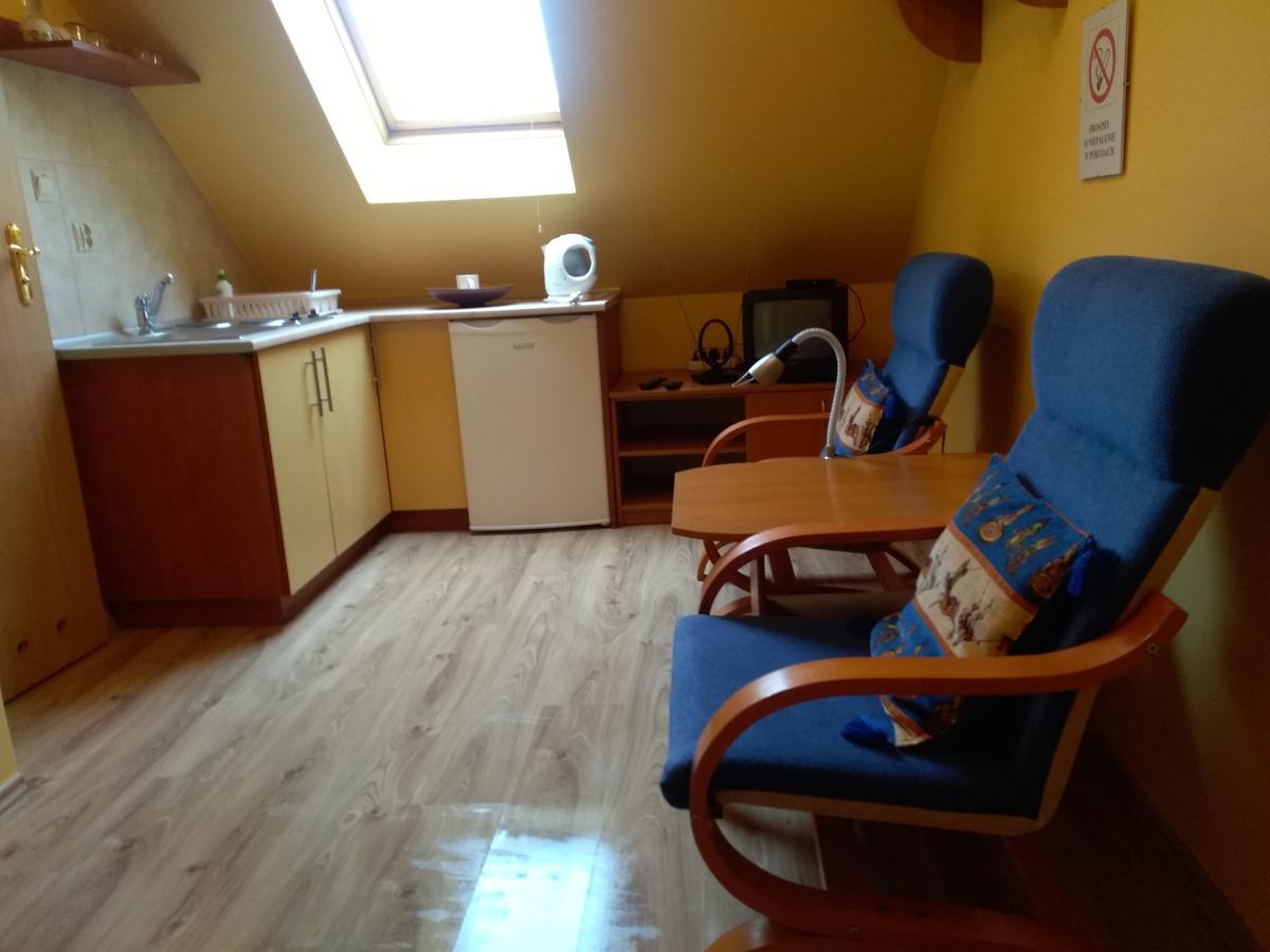 Gospodarstwo Agroturystyczne Ania I Filip Izabelin  Esterno foto
